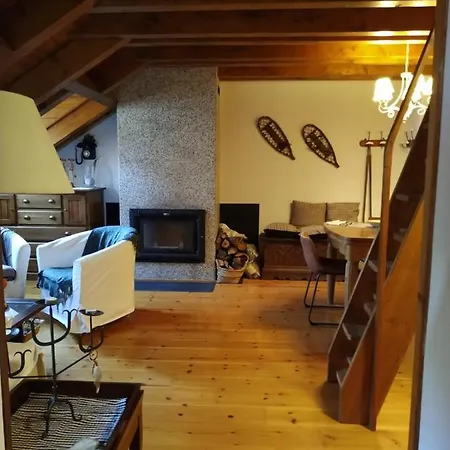 Apartment Acojedor Atico De Montana